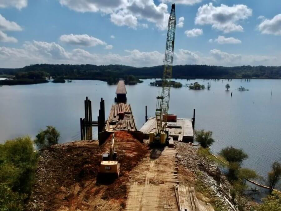 CR 221 Crossing Grenada Lake over Skuna River